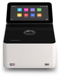Implen-c40-standard-microvolume-cuvettel.jpg